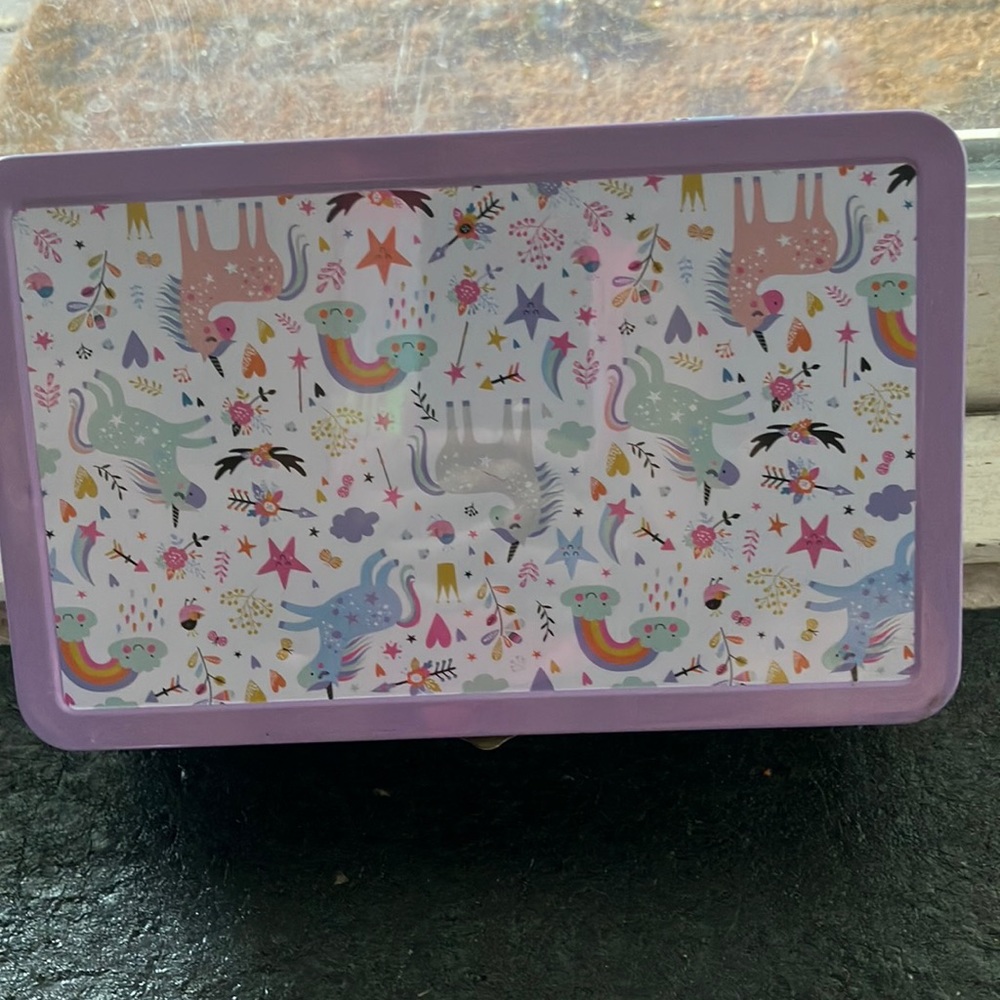 Pencil  box  with unicorns